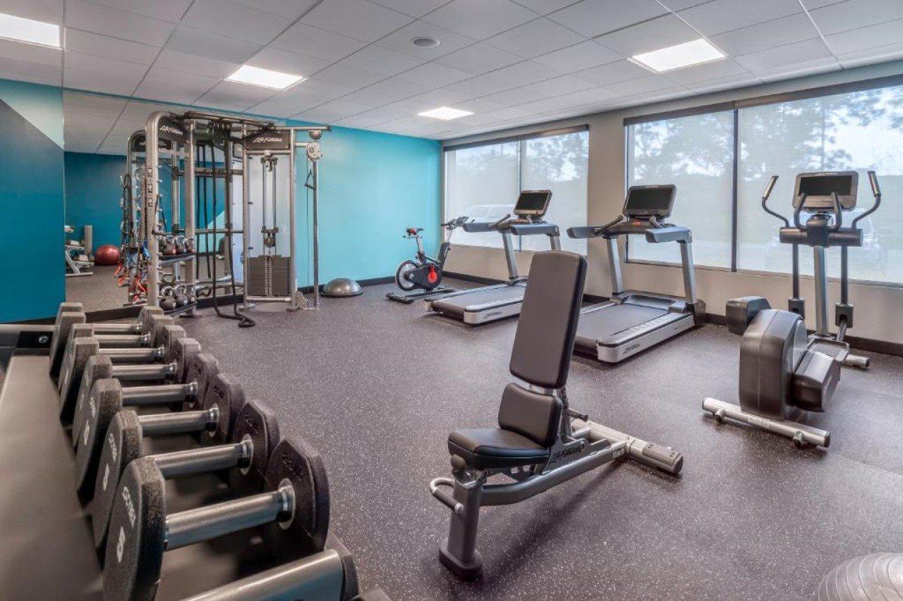 Avid Hotels Milwaukee West - Waukesha By Ihg Pewaukee Eksteriør bilde